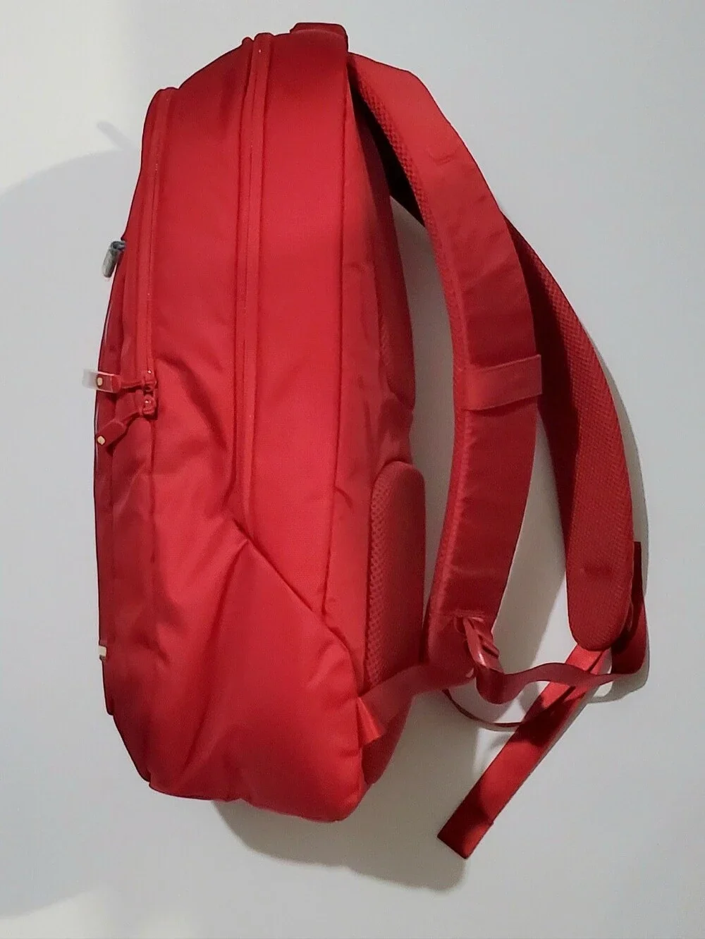 Incase Red Slim Urban Backpack fit 15